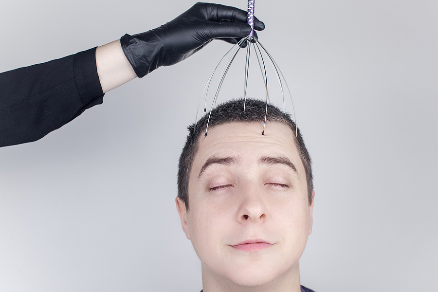 Kopfmassage für schnelleres Haarwachstum